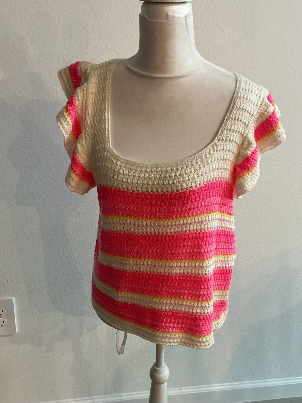 Lilly Pulitzer Cordetta Pink, Cream & Yellow Crochet Stripe Scoop Neck Top Sz M